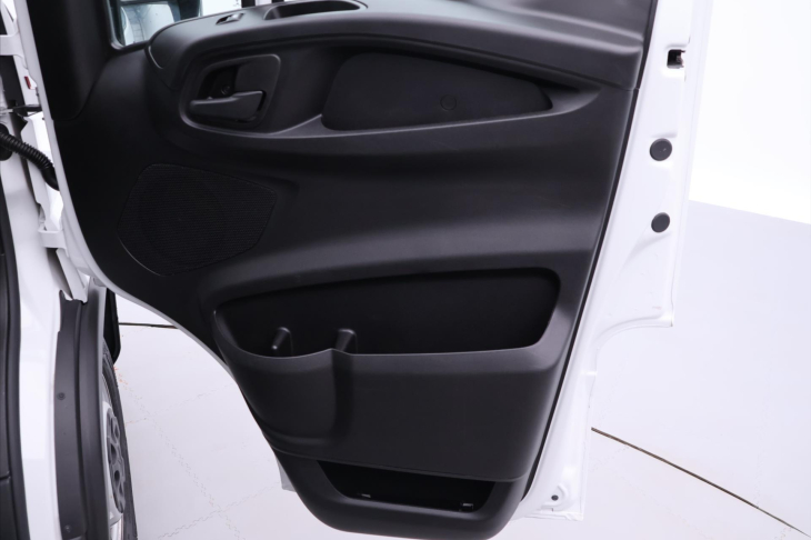 Iveco Daily 2,3 115kW L2H2 DPH