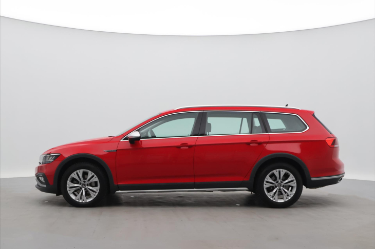 Volkswagen Passat 2,0 TDI 147kW DSG Alltrack CZ