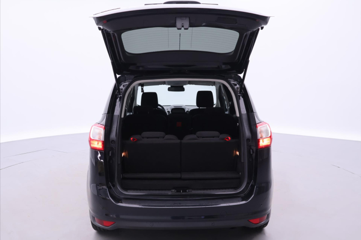 Ford Grand C-MAX 2,0 TDCI 110kW 7-Míst 1.Maj