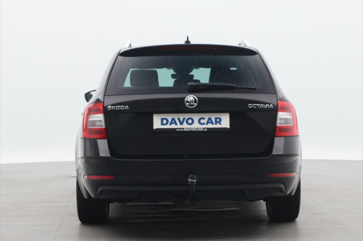Škoda Octavia 1,6 TDI DSG Style+ LED Kůže