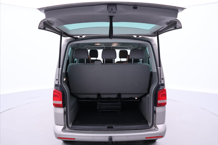 Volkswagen Caravelle 2,0 TDI 103kW DSG 8-Míst Tažné
