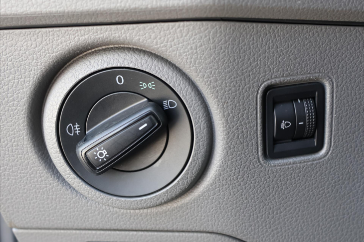 Volkswagen Crafter 2,0 TDI 130kW Hydr.čelo DPH