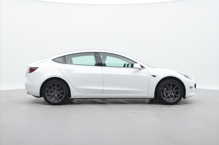 Tesla Model 3 239kW SR+ SOH 86,8%