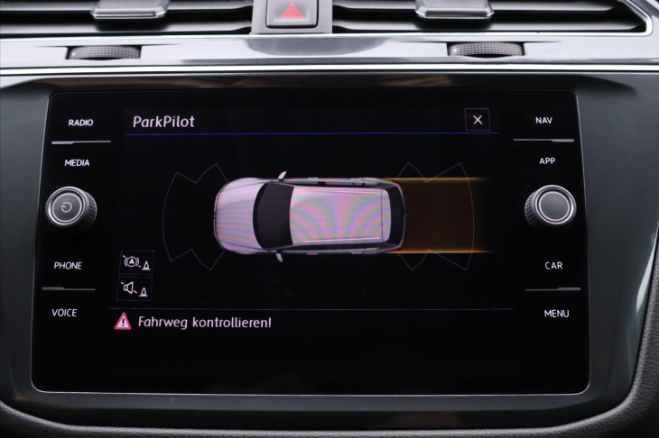 Volkswagen Tiguan Allspace 2,0 TDI DSG Highline 7Míst DPH