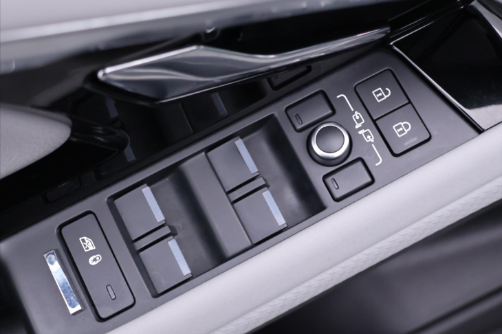 Land Rover Range Rover Evoque 2,0 R-Dynamic 4WD 120kW