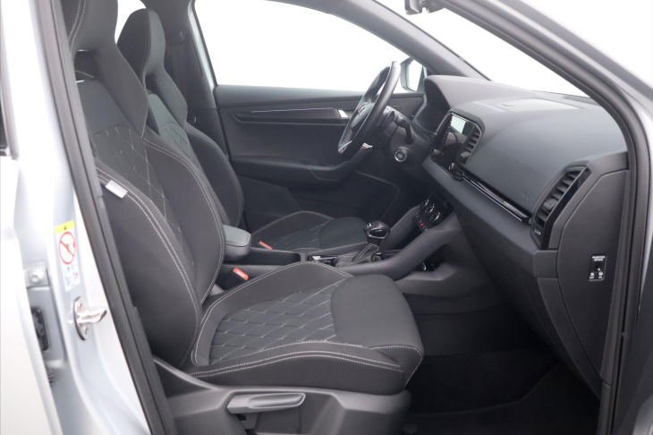 Škoda Karoq 2,0 TSI 140kW 4x4 Sportline DPH