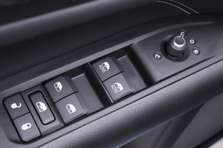 Jeep Compass 1,3 GSE 110kW 80th Anniversary CZ