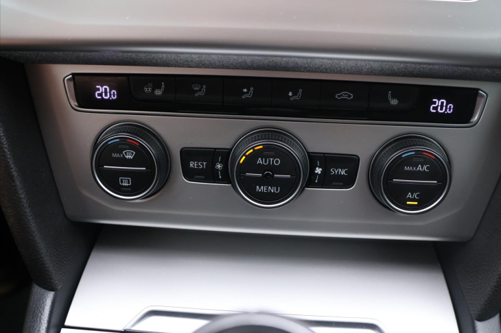 Volkswagen Passat 2.0 TDI LED Highline Tažné