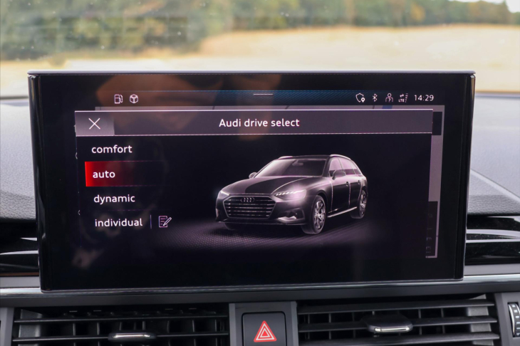 Audi A4 2,0 TFSI S-line Virtual DPH