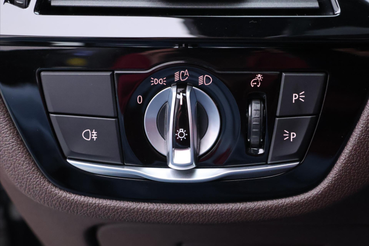 BMW Řada 5 3,0 540d 250kW xDrive Laser DPH