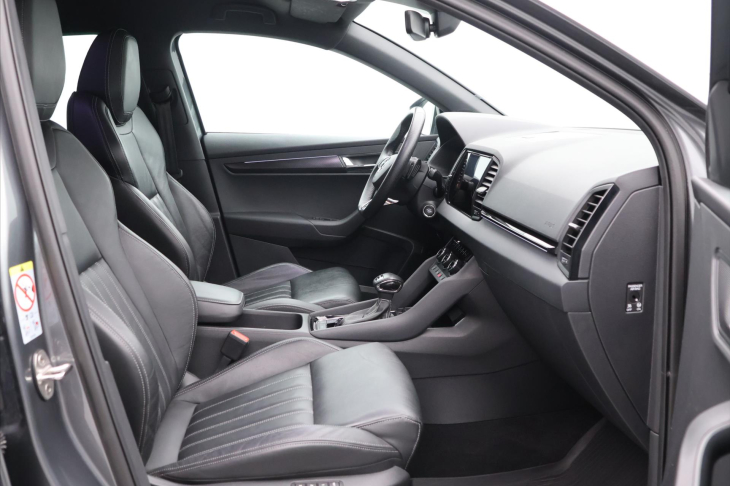 Škoda Karoq 2,0 TSI 140kW Sportline DSG 4x4 CZ DPH
