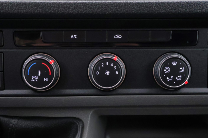 Volkswagen Crafter 2,0 TDI 103kW CZ L2H1 LED DPH