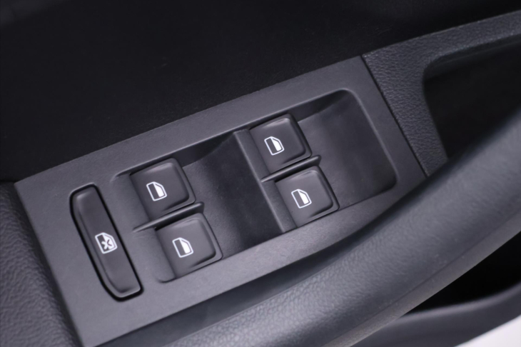 Škoda Octavia 2,0 TDI RS 135kW Xenon Kůže