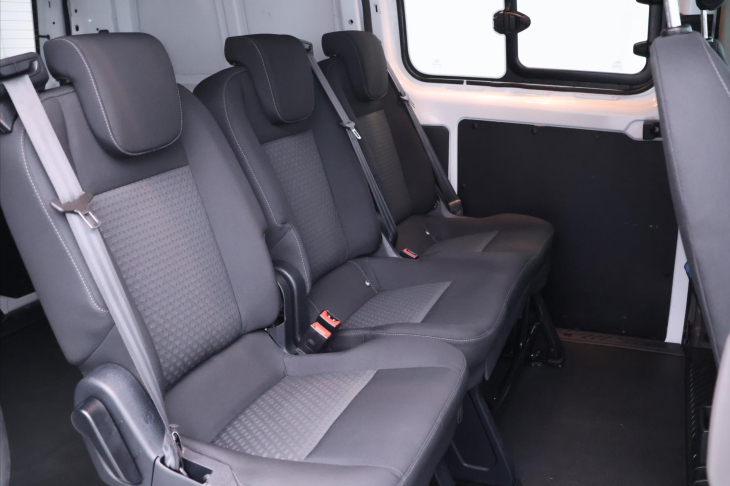 Ford Transit Custom 2,0 TDCI 96kW CZ 5-Míst DPH