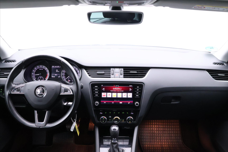 Škoda Octavia 2,0 TDI 110kW DSG Style LED