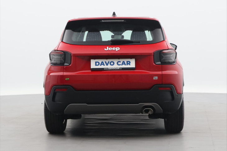 Jeep Avenger 1,2 74kW CZ e-Hybrid Longitude