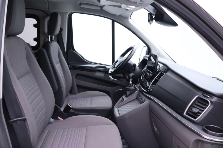 Ford Tourneo Custom 2,0 TDCI 125kW L2 Titanium DPH