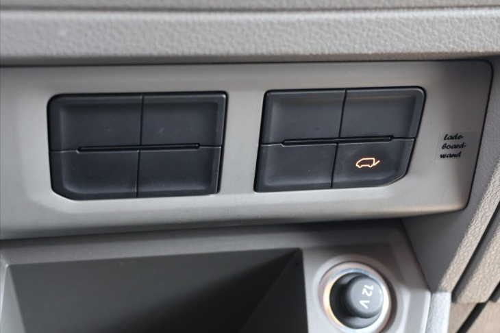 Volkswagen Crafter 2,0 TDI 130kW Hydr.čelo DPH