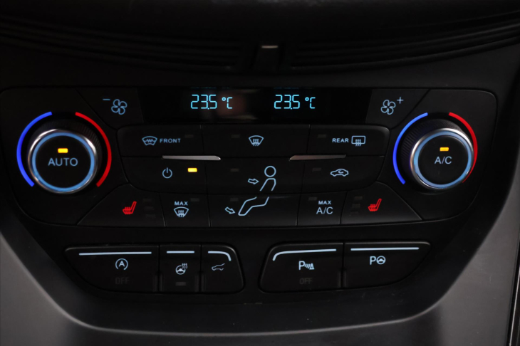 Ford Kuga 2.0 TDCi 132kW AWD ST-Line