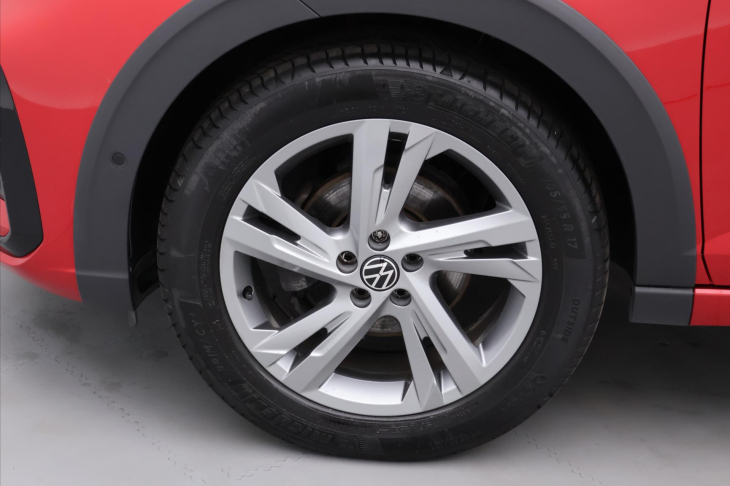 Volkswagen Taigo 1,0 TSI DSG R-Line Virtual DPH
