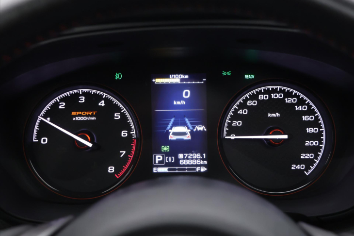 Subaru Forester 2,0 110kW CZ 4x4 Pano DPH