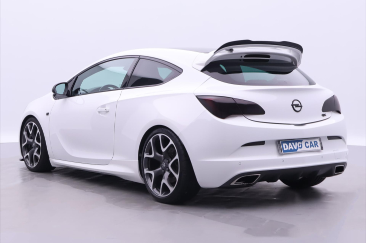 Opel Astra 2,0 T OPC 206kW Aut.klima