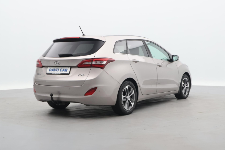 Hyundai i30 1.6 GDI 99kW CZ Trikolor Tažné