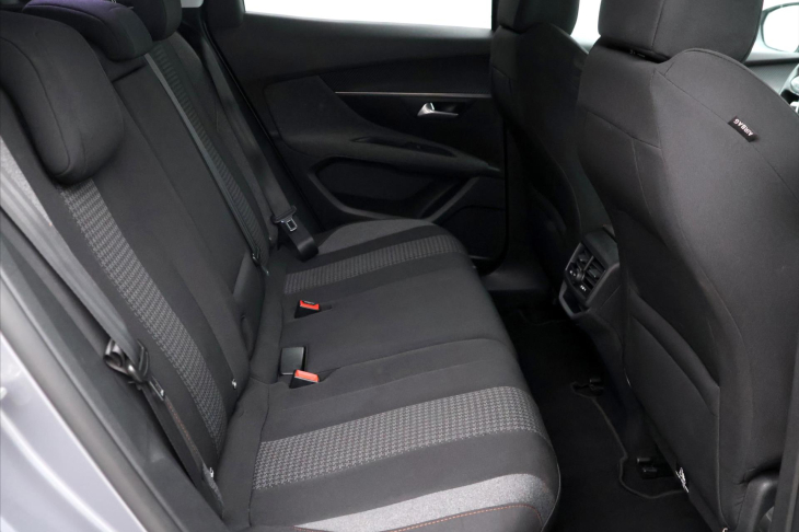 Peugeot 3008 1,2 PT 96kW Aut.klima CZ Serv.k.