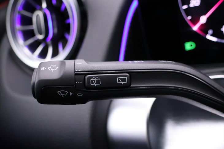 Mercedes-Benz GLB 2,0 200d 4Matic AMG Premium