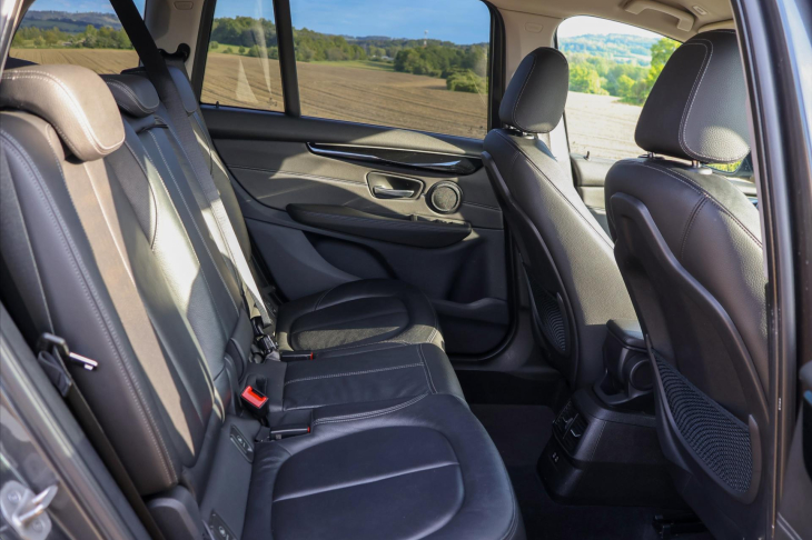 BMW Řada 2 1,5 216d Automat CZ Kůže LED