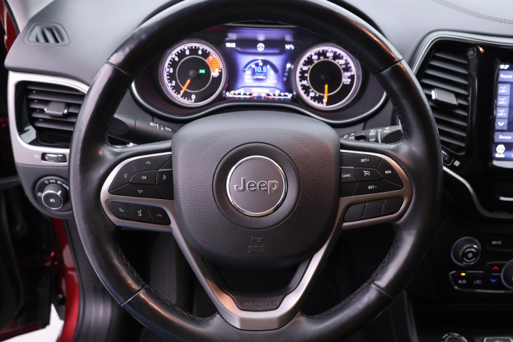 Jeep Cherokee 3,2 200kW AWD Kamera 1.Maj DPH