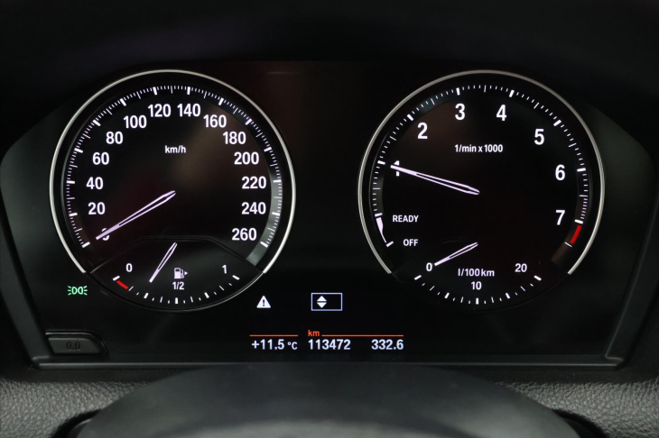 BMW Řada 1 1,5 118i 100kW Klimatizace