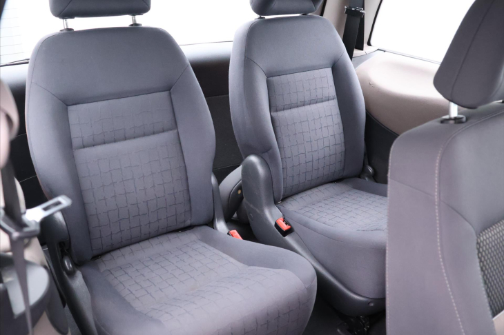 Volkswagen Sharan 2,0 TDI 103kW Exclusive 7-Míst