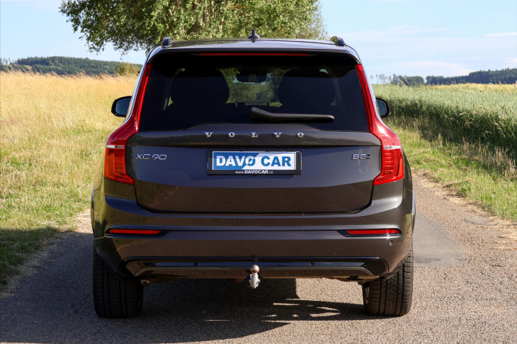Volvo XC90 2,0 B5 AWD Ultimate Dark 7-Míst