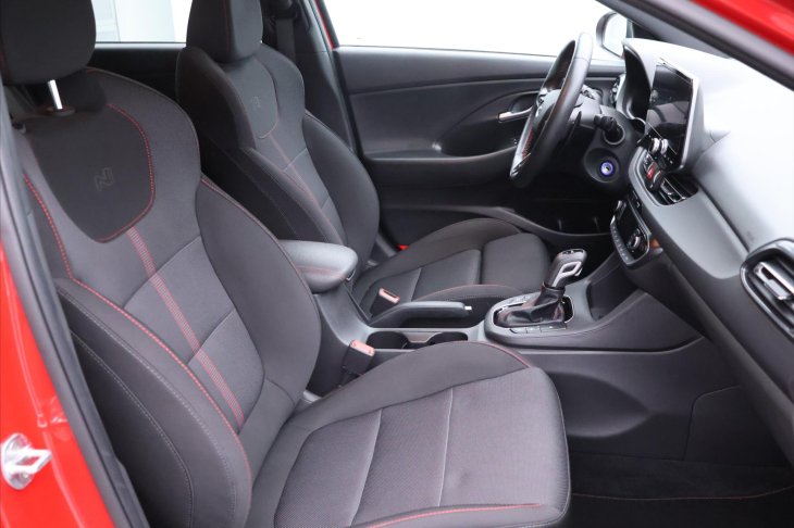 Hyundai i30 1,5 T-GDI 118kW Aut N-Line DPH