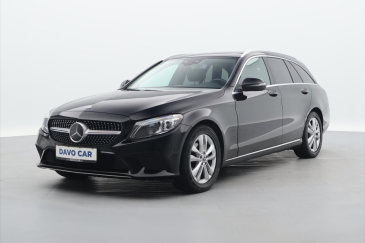 Mercedes-Benz Třídy C 2.0 220d 143kW Aut. LED