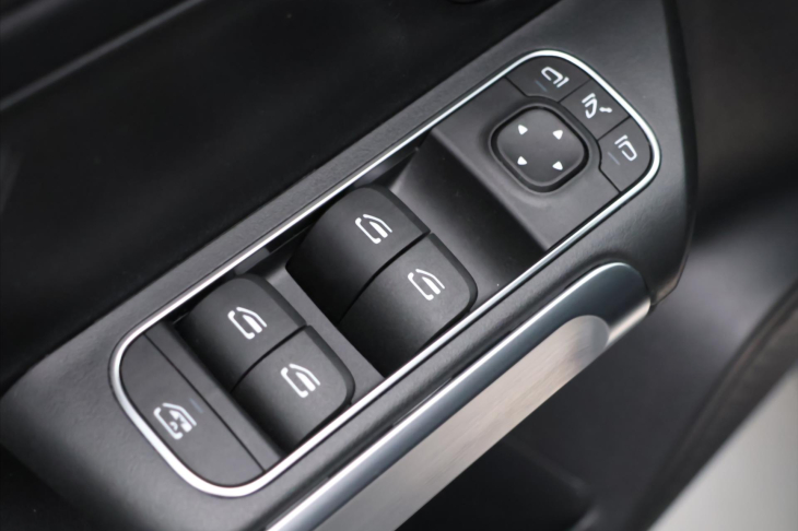 Mercedes-Benz GLB 2,0 200d 110kW 4MATIC CZ
