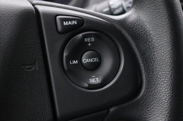 Honda CR-V 1,6 D 88kW Comfort CZ Navi