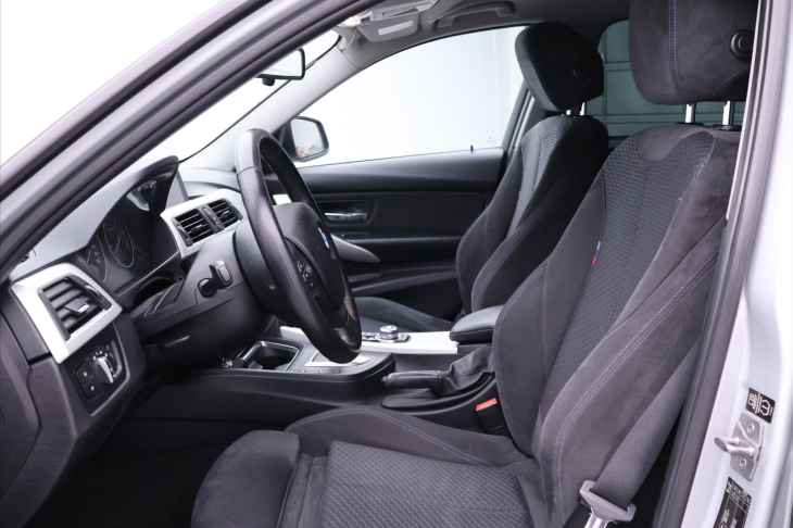 BMW Řada 3 3,0 330d 190kW Sport M-Paket