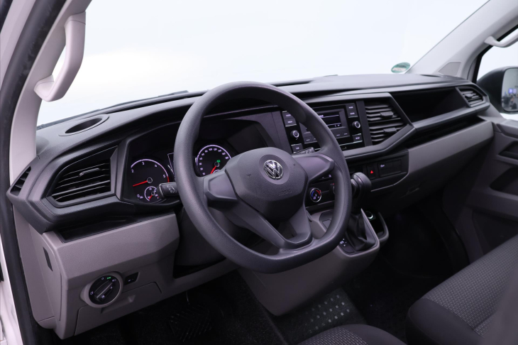 Volkswagen Transporter 2,0 TDI 110kW DSG 9-Míst DPH