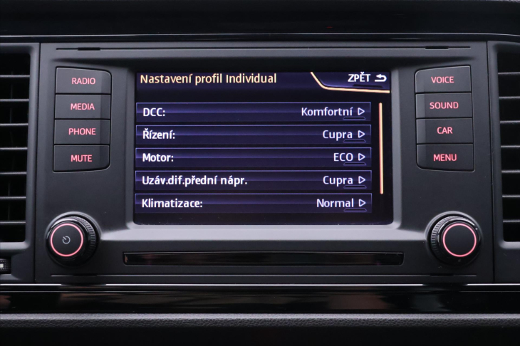 Seat Leon 2,0 TSI DSG Cupra 206kW LED CZ