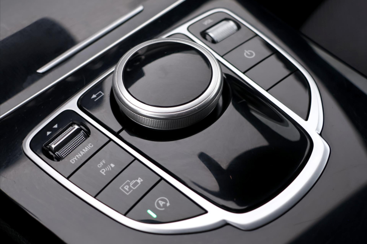 Mercedes-Benz Třídy C 2,0 220d Aut. Avantgarde