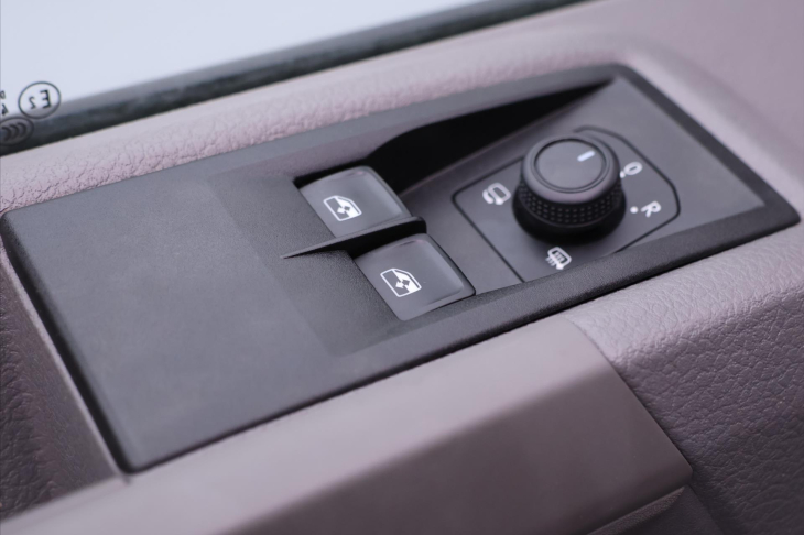 Volkswagen Crafter 2,0 TDI 103kW L3H3 1.Maj. DPH