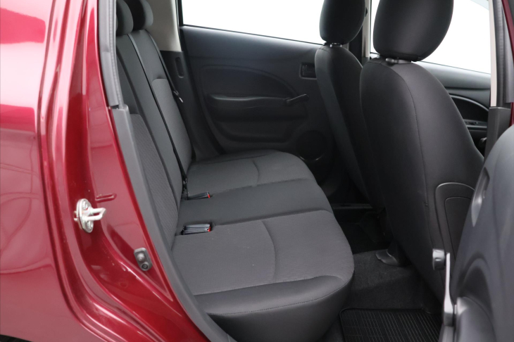 Mitsubishi Space Star 1,0 i Klimatizace CZ