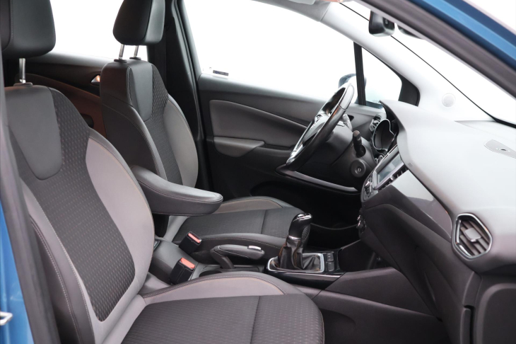 Opel Crossland X 1,2 T CZ Innovation Serv.Kniha