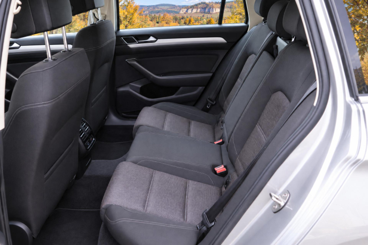 Volkswagen Passat 1,6 TDI Comfortline LED