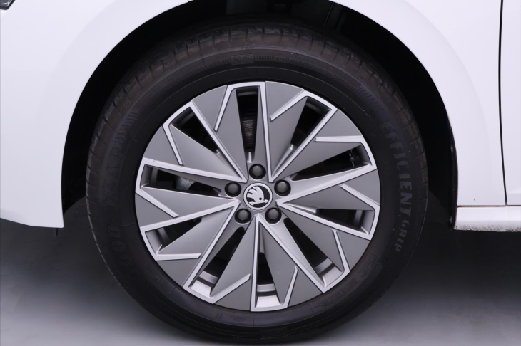 Škoda Kamiq 1,0 TSI Clever Virtual Navi DPH