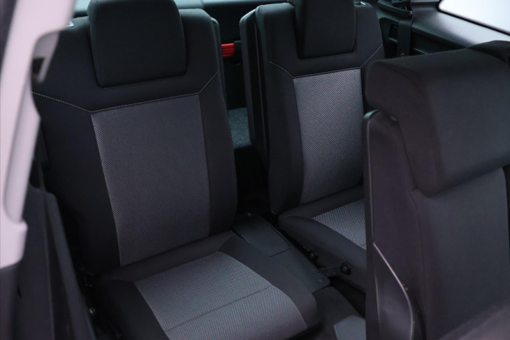 Opel Zafira 1,8 i 103kW Automat 7-Míst