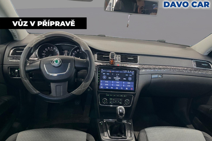 Škoda Superb 2,0 TDI 103kW Serv.Kniha