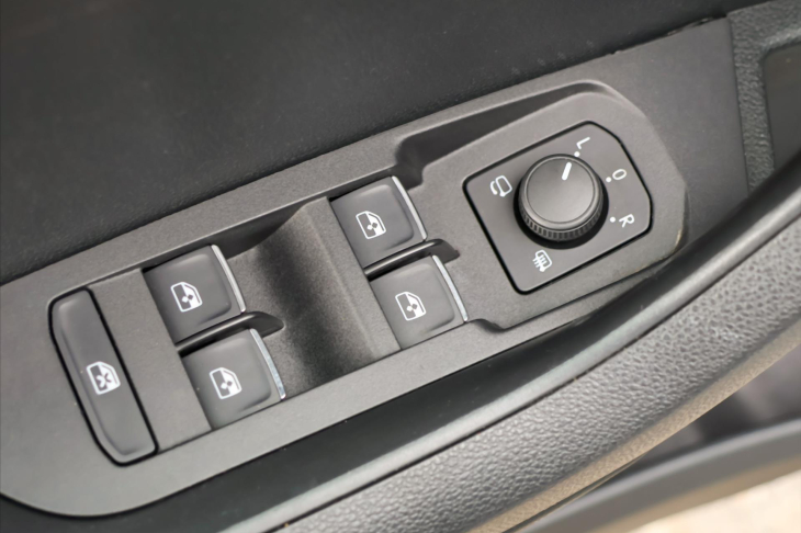 Škoda Karoq 2,0 TDI 4x4 DSG Style LED 1Maj